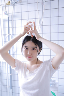 在车内扑克又疼又叫